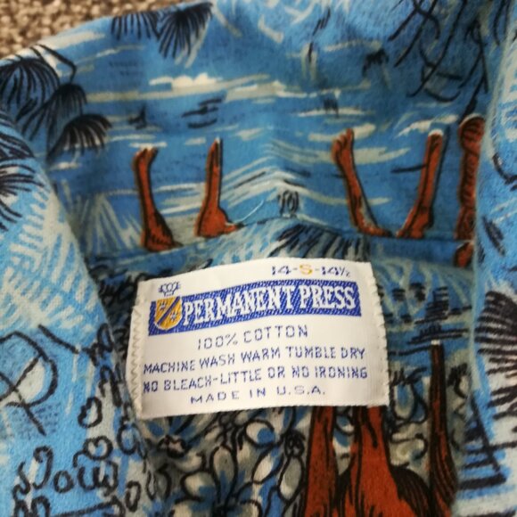 Vintage 60s 70s Flannel Shirt All Over Deer Print Permanent Press Mens Small - Picture 3 of 9